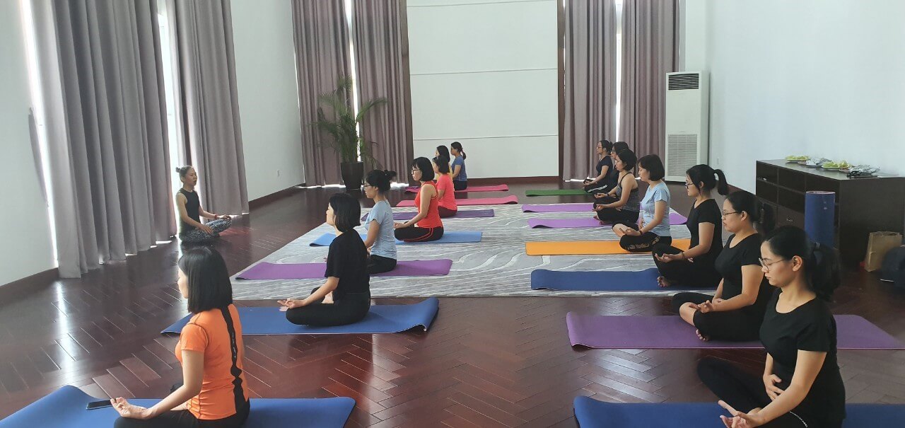 “Hơi thở” Xanh Eco Yoga Club tại Capital House